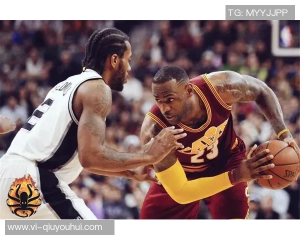 绿军记者惊叹湖勇对决中斯玛特与霍福德的奇妙对抗场景