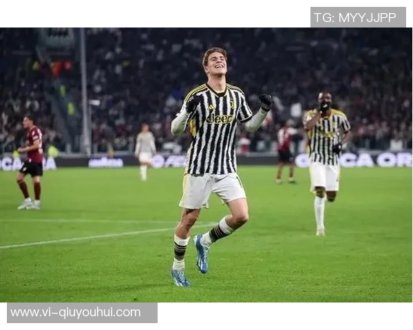 名宿认为伊尔迪兹穿10号球衣无碍但担任队长的决定值得反思