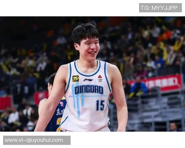 斯普利特限制杨瀚森进攻角色让其专注底角投篮发挥优势