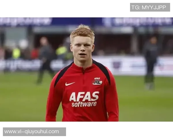 皇马追逐阿尔克马尔19岁中场斯米特面临纽卡竞争压力 皇马追逐阿尔克马尔19岁中场斯米特面临纽卡竞争压力