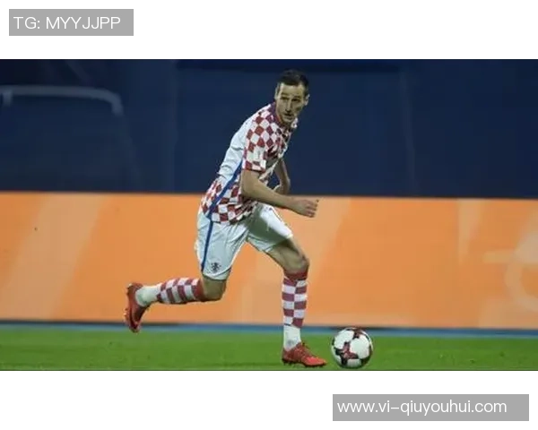 西蒙尼盛赞汉茨科多面手小蜘蛛被誉为世界顶级前锋之一 西蒙尼盛赞汉茨科多面手小蜘蛛被誉为世界顶级前锋之一